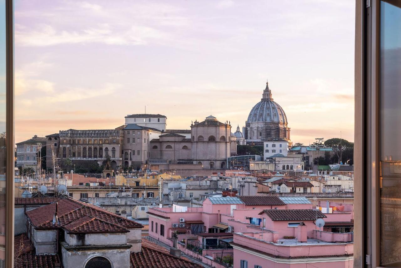 Saint Peter View Apartment Rome Bagian luar foto